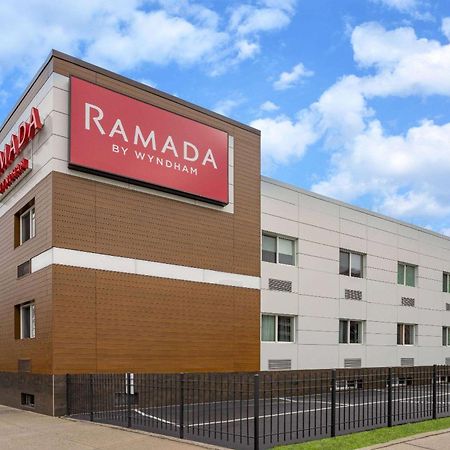Готель Ramada By Wyndham Bronx Нью-Йорк Екстер'єр фото